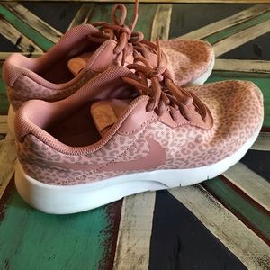 Nike Tanjun Print 4Y